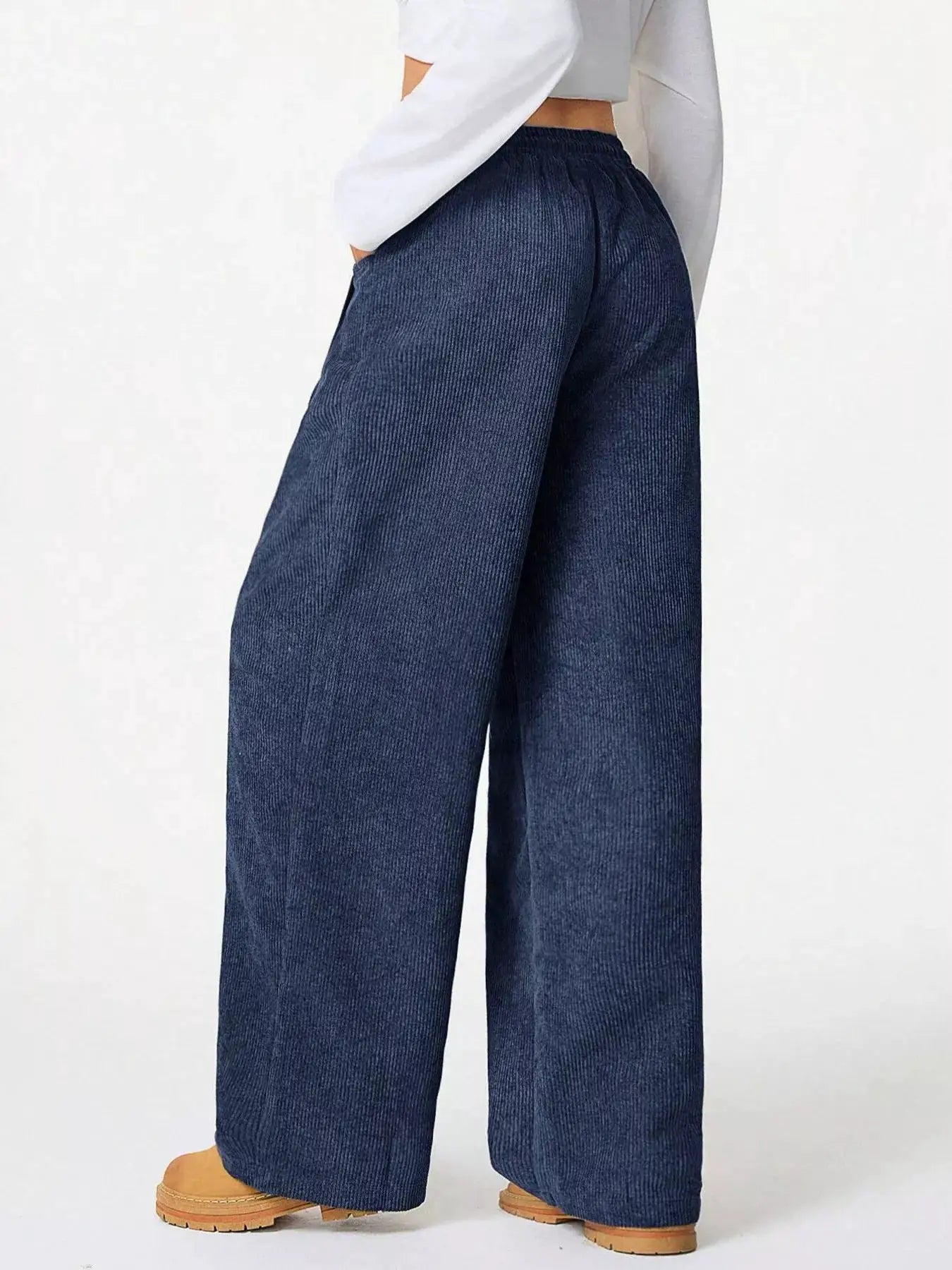 Casual corduroy wide-leg pants in navy with drawstring waist and pockets