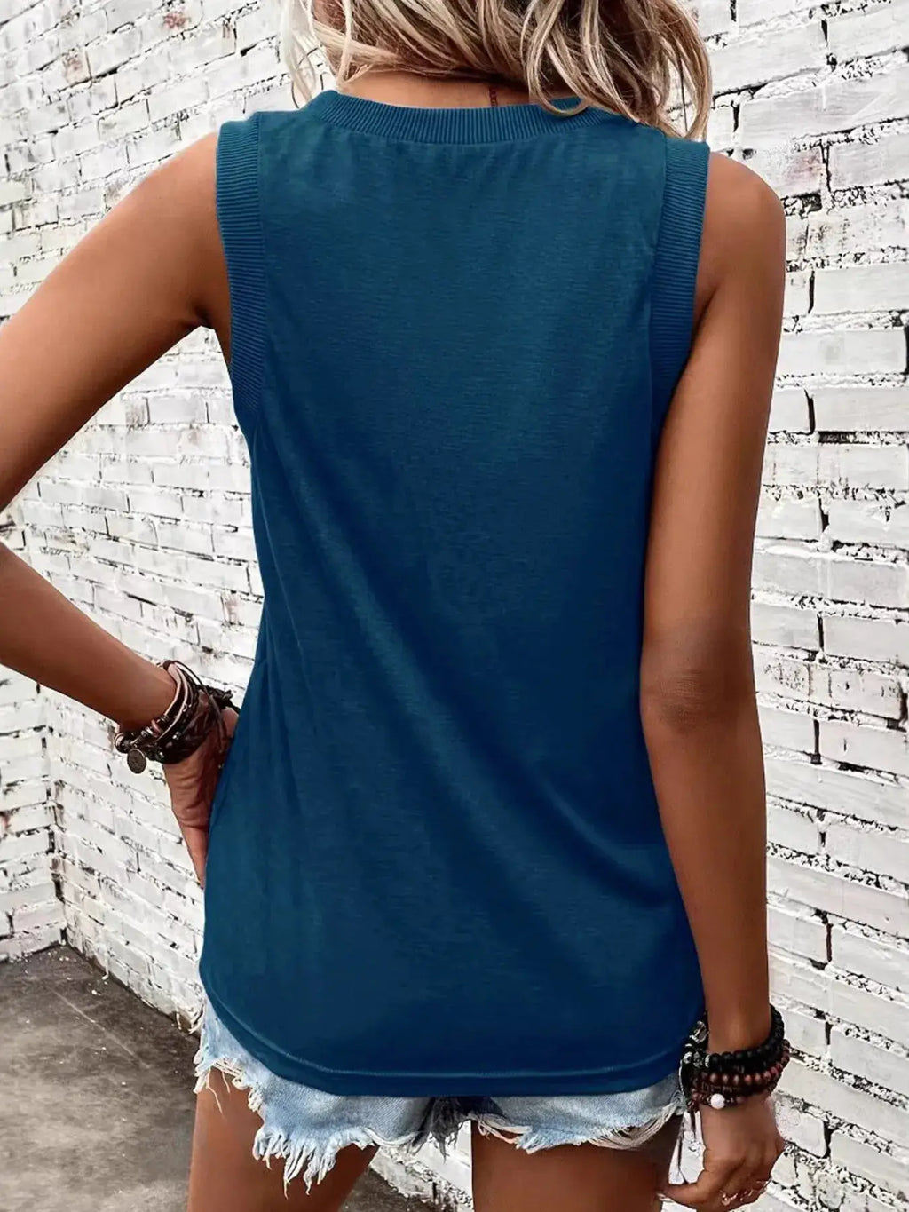 V-Neck Tank top in teal blue, sleeveless with ribbed shoulder straps