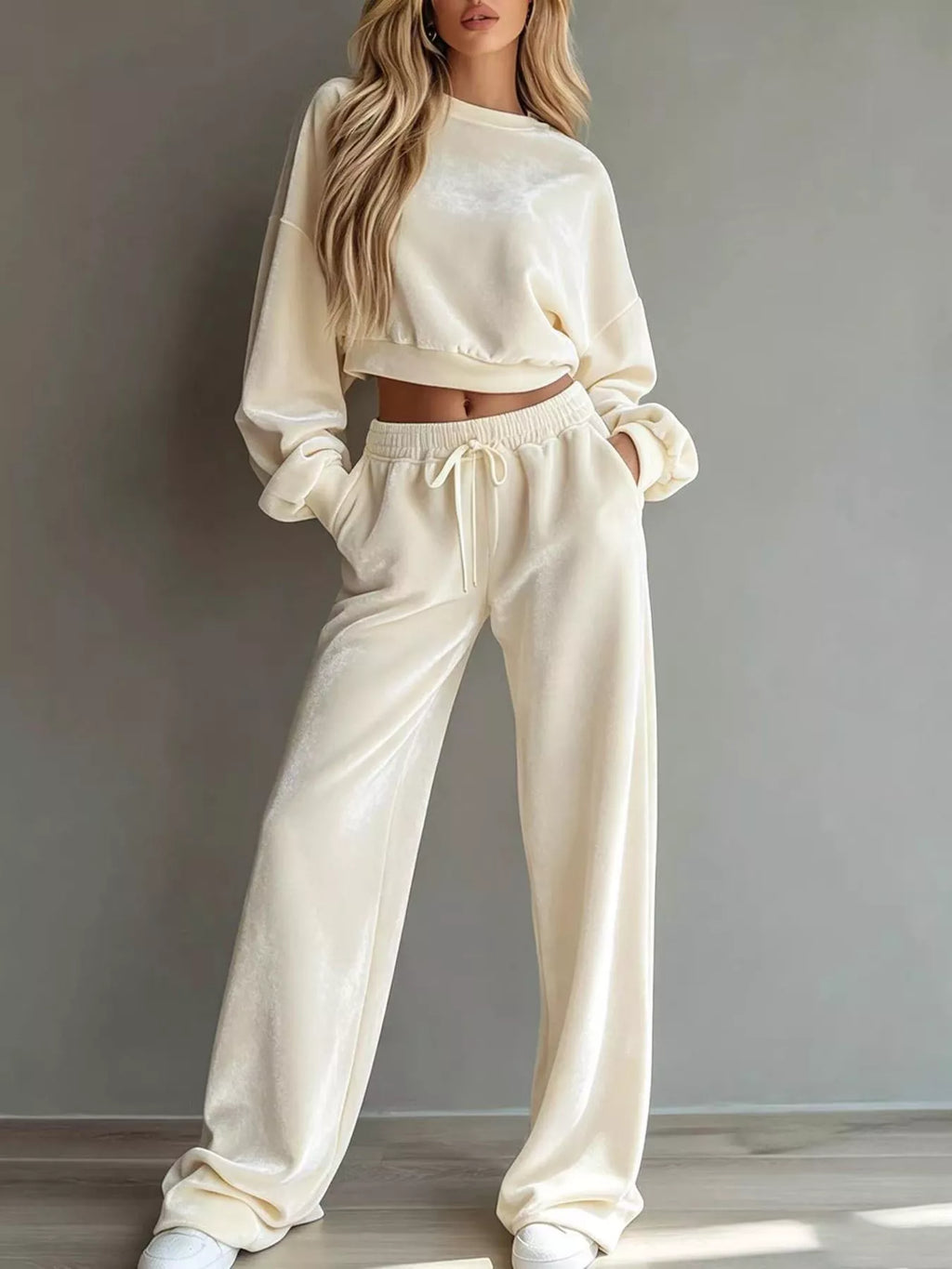 Cropped Sweatshirt & Wide-Leg Pants Set