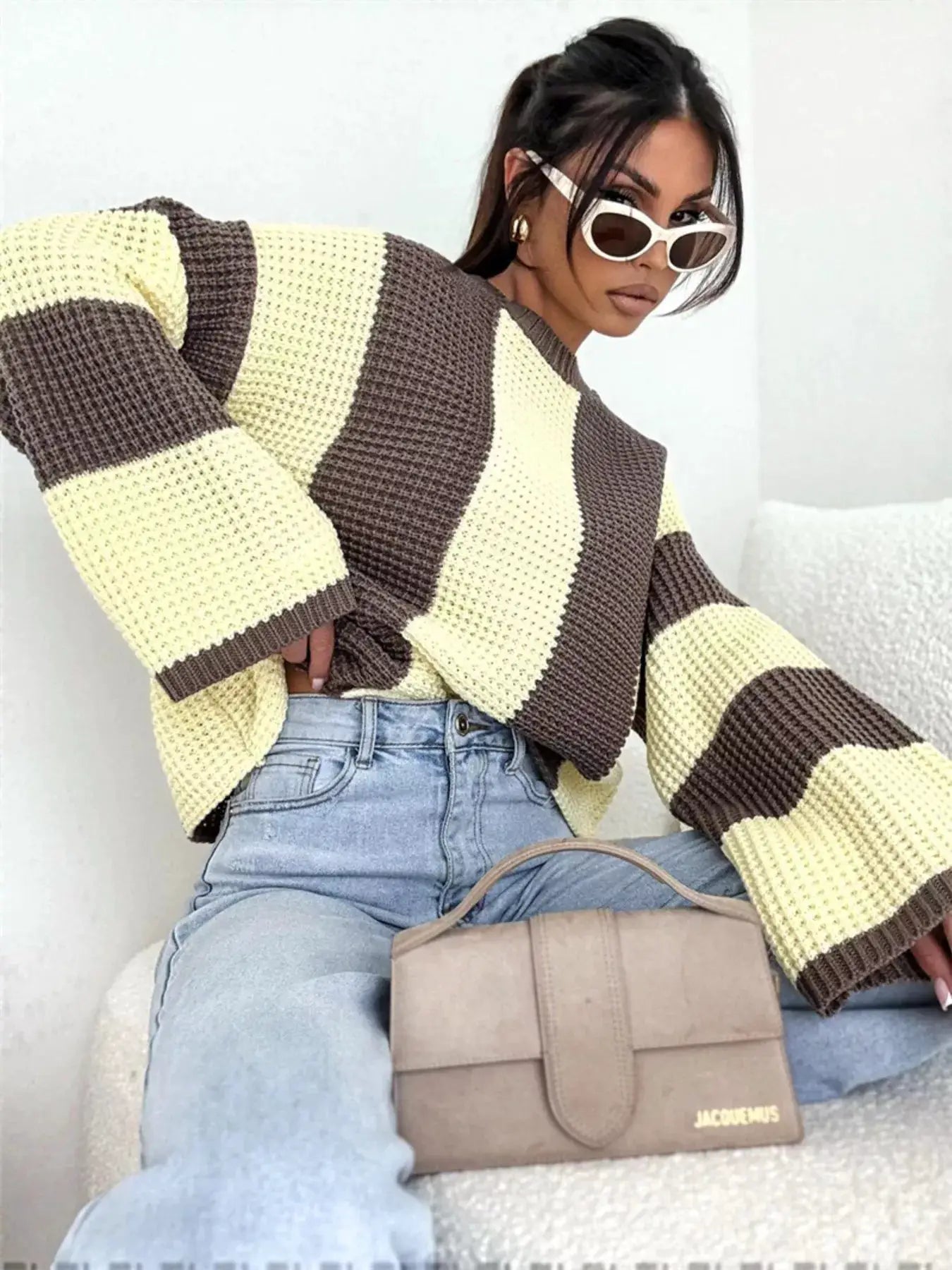 Color Block Long Sleeve Sweater, oversized knit in brown, cream and pale yellow with beige Jacquemus bag