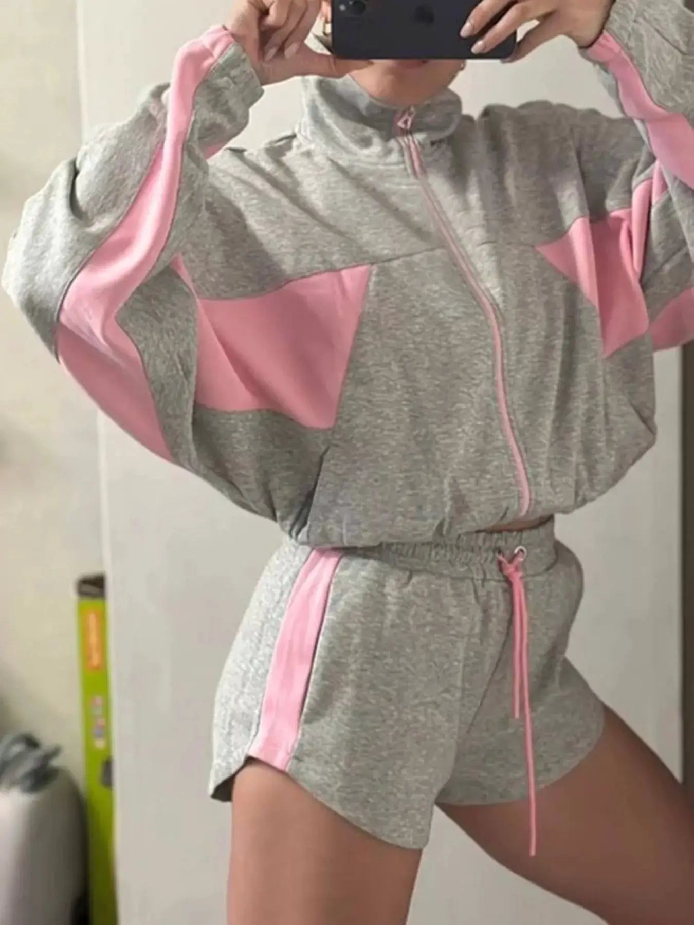 Zip-Up long-sleeve top and shorts two-piece activewear set in gray fleece with pink panels