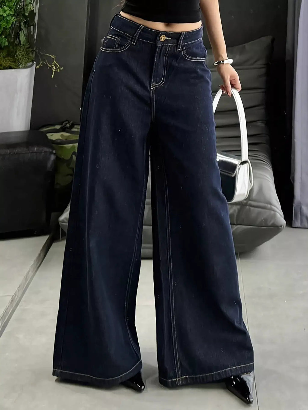 Wide Leg Jeans in dark indigo denim, pocketed and buttoned