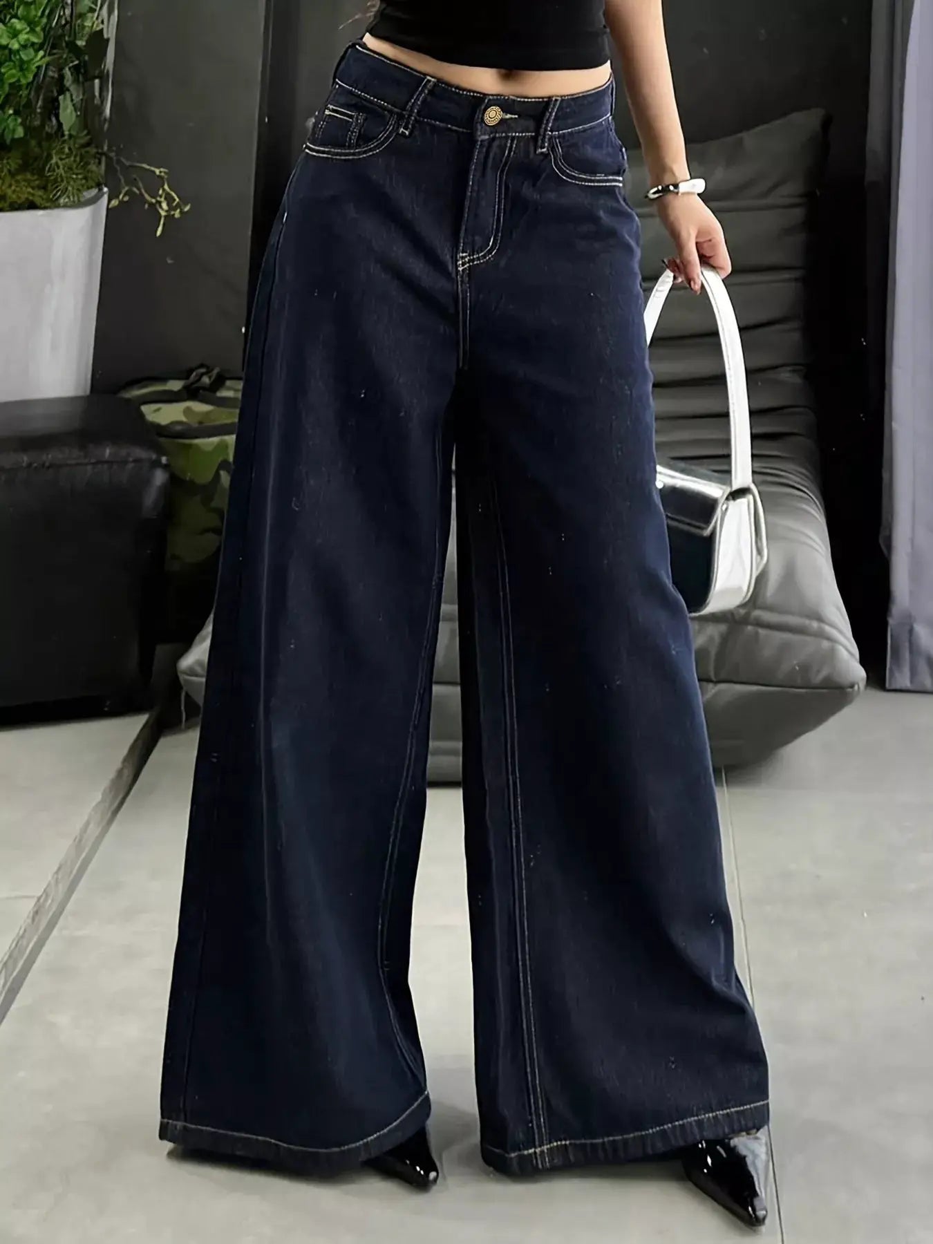 Wide Leg Jeans in dark indigo denim, pocketed and buttoned
