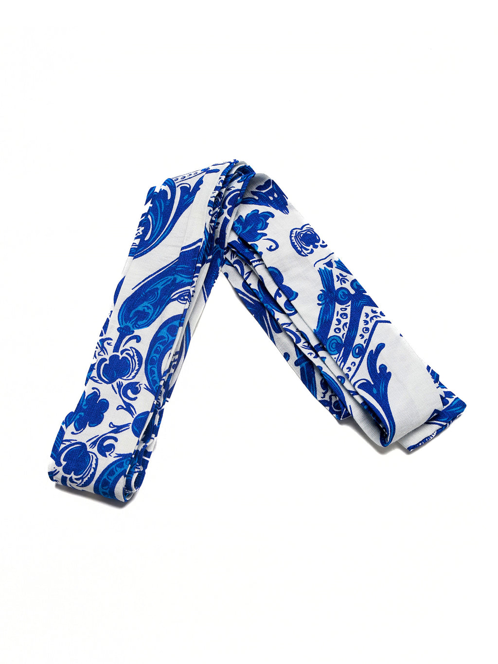 Printed halter neck maxi dress with blue floral print and tied crisscross straps