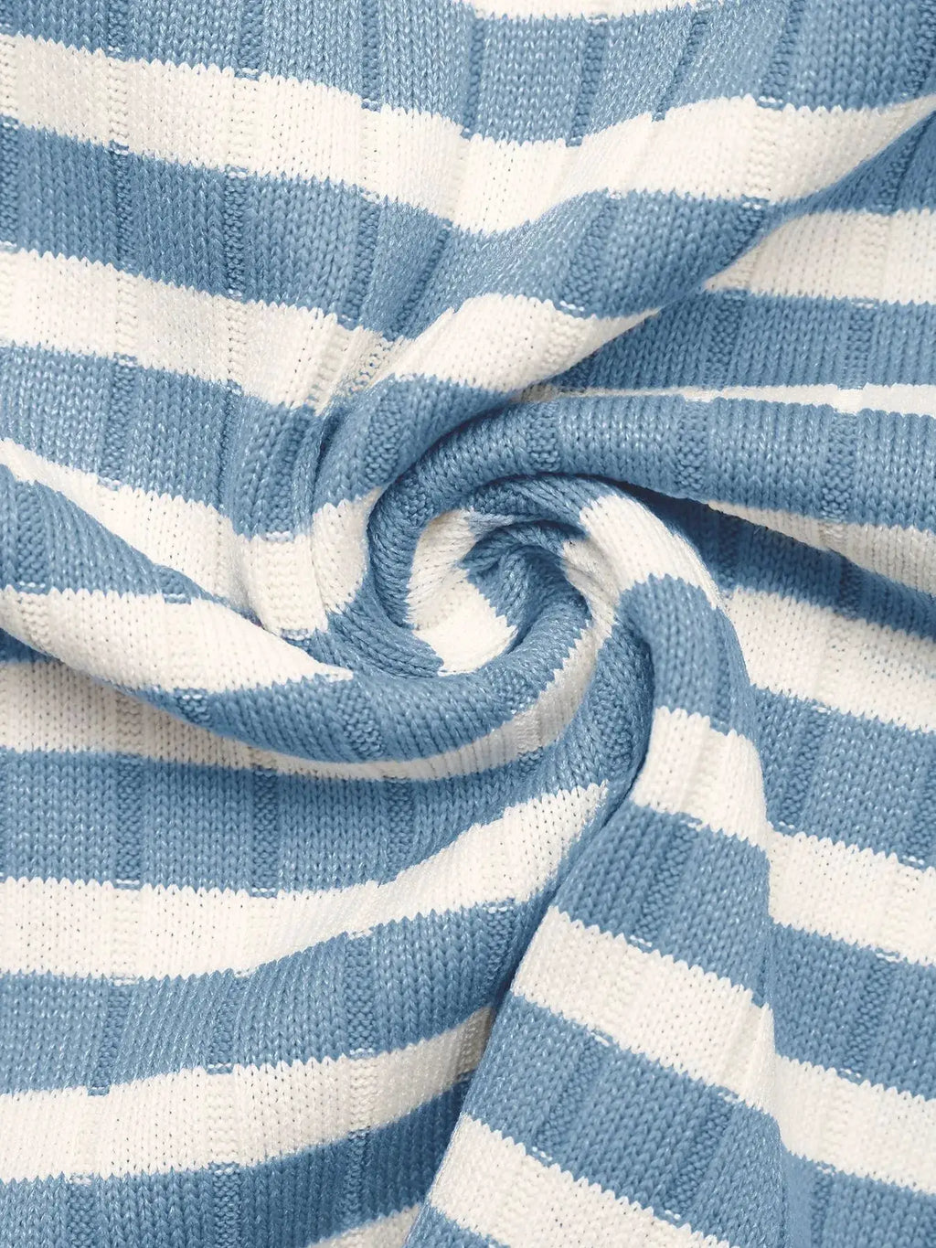 Striped square-neck knit lounge set (top and pants) in blue and white by Belle Bijouix