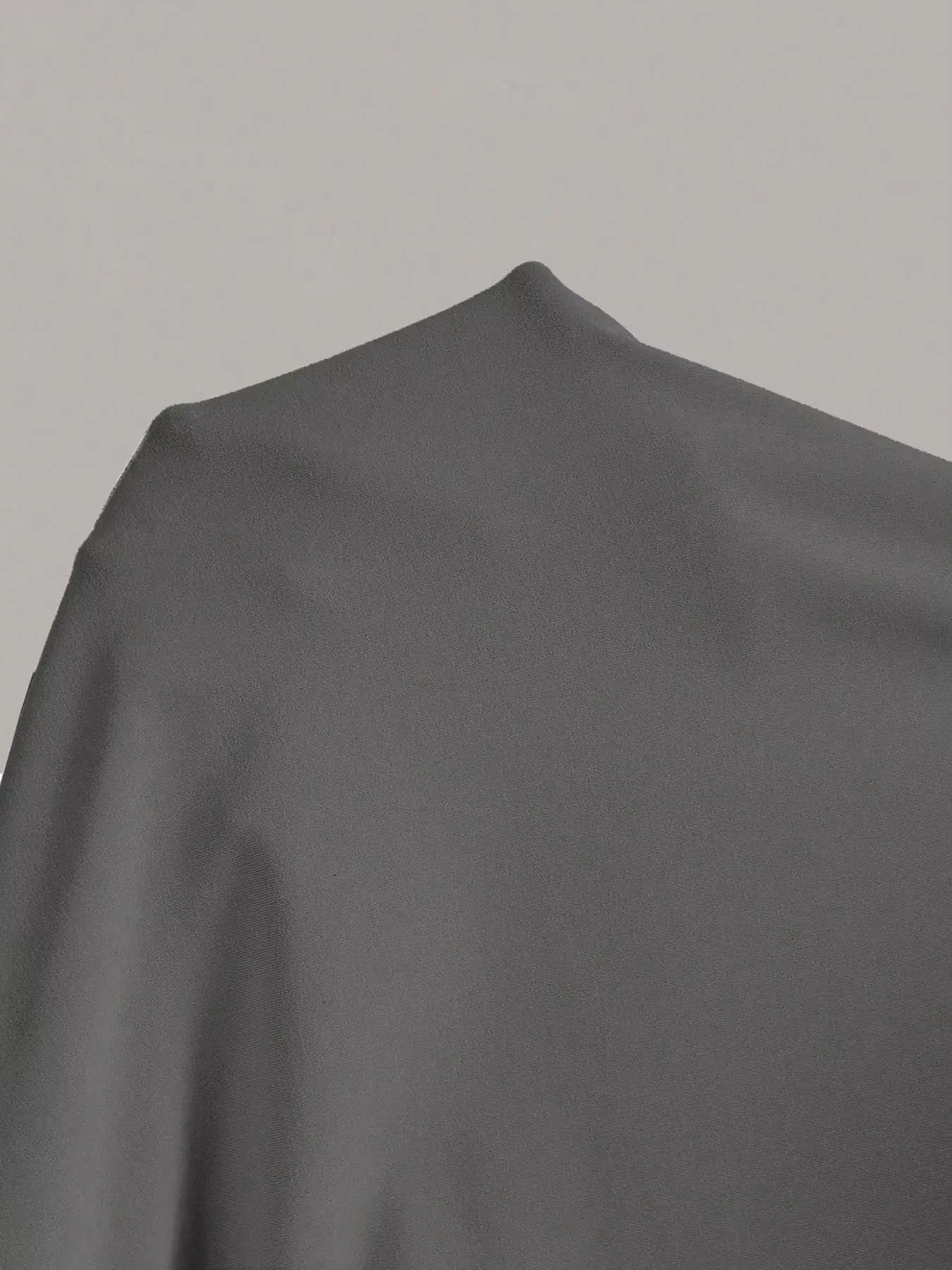 Sleeveless round-neck midi dress in grey stretch fabric