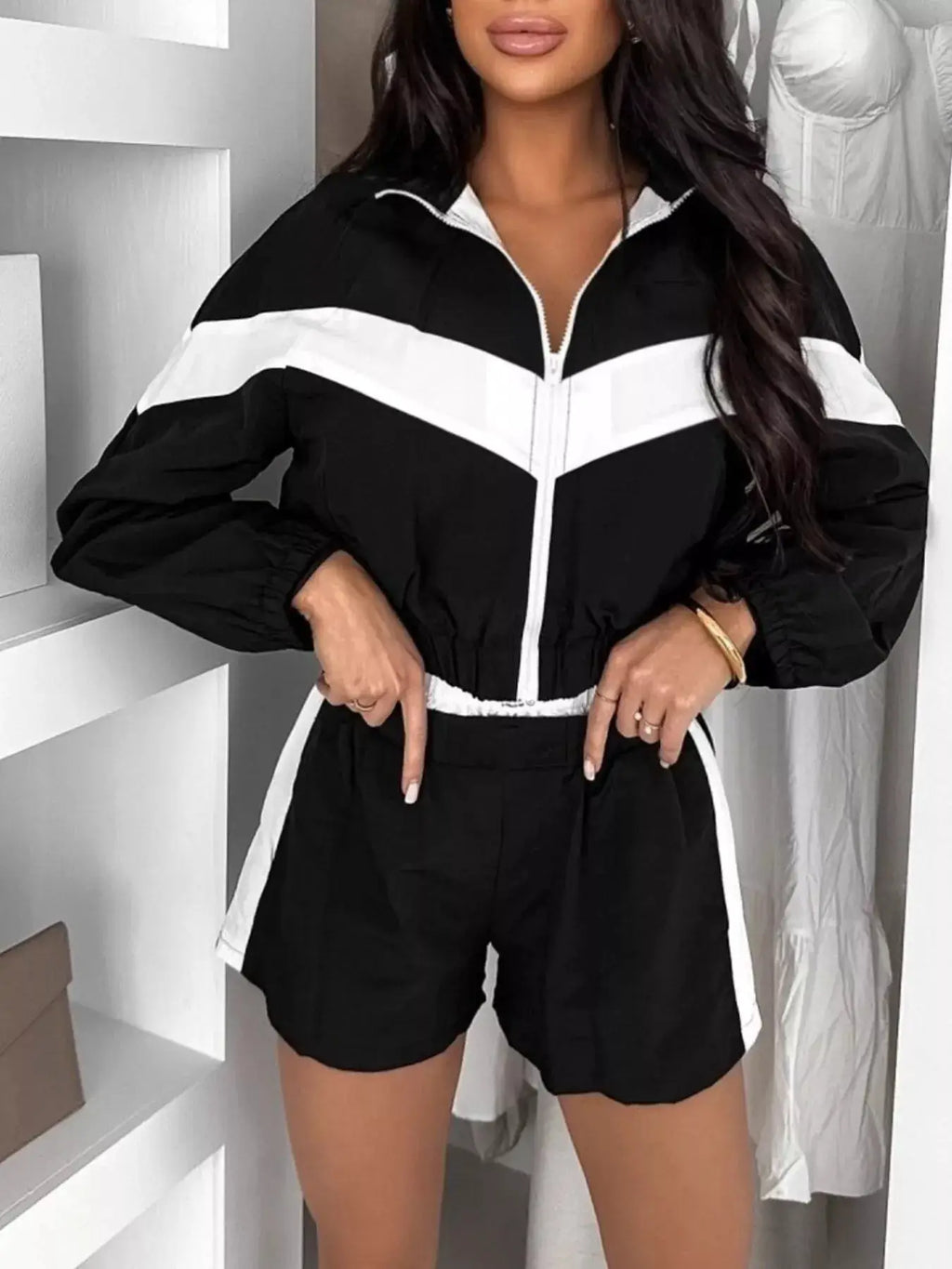 Bellebijouix zip-up long-sleeve outerwear and shorts two-piece set in black with white panels, active wear