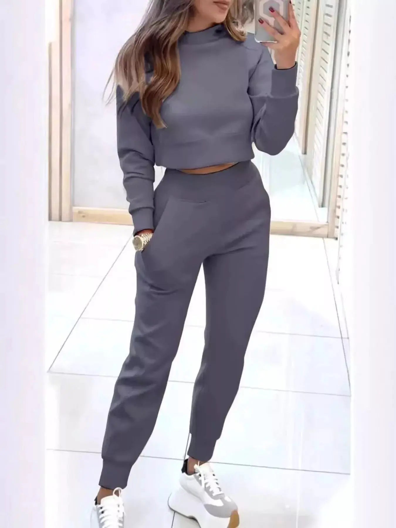 Casual Chic Cropped Sweatshirt and Jogger Set, gray activewear with matching top and bottom
