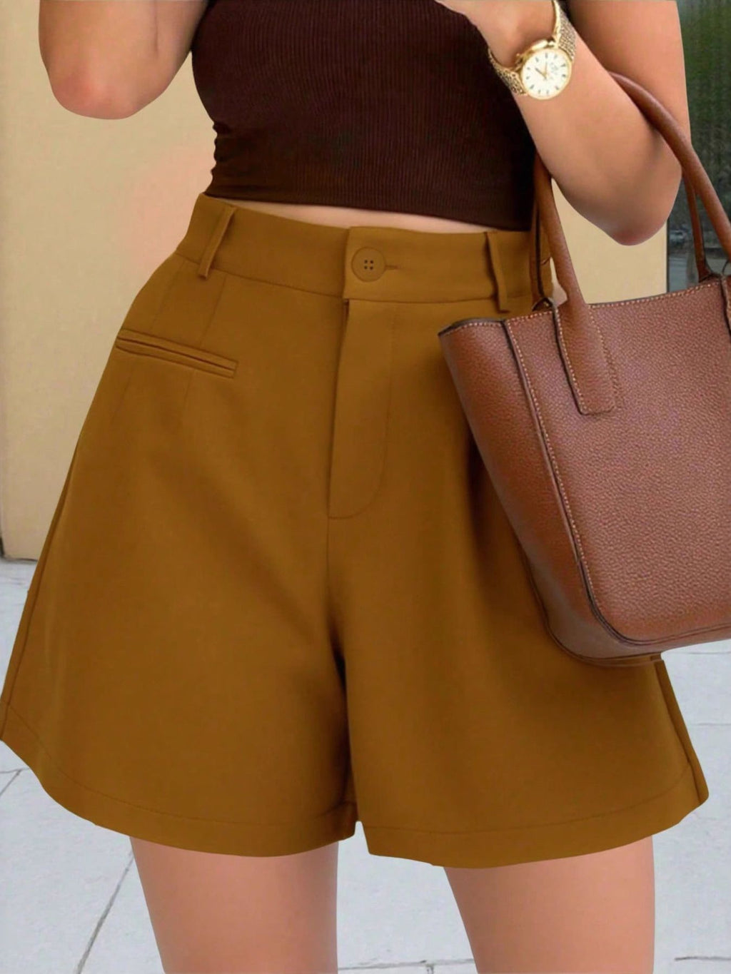 High-Waisted shorts in mustard brown with pockets by Bellebijouix